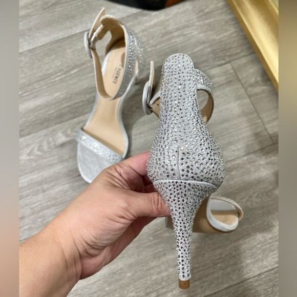 L'AGENCE Vivienne Cocktail Crystal Embellished Heel Sandals Silver 37.5 US 7.5 - Picture 11 of 13